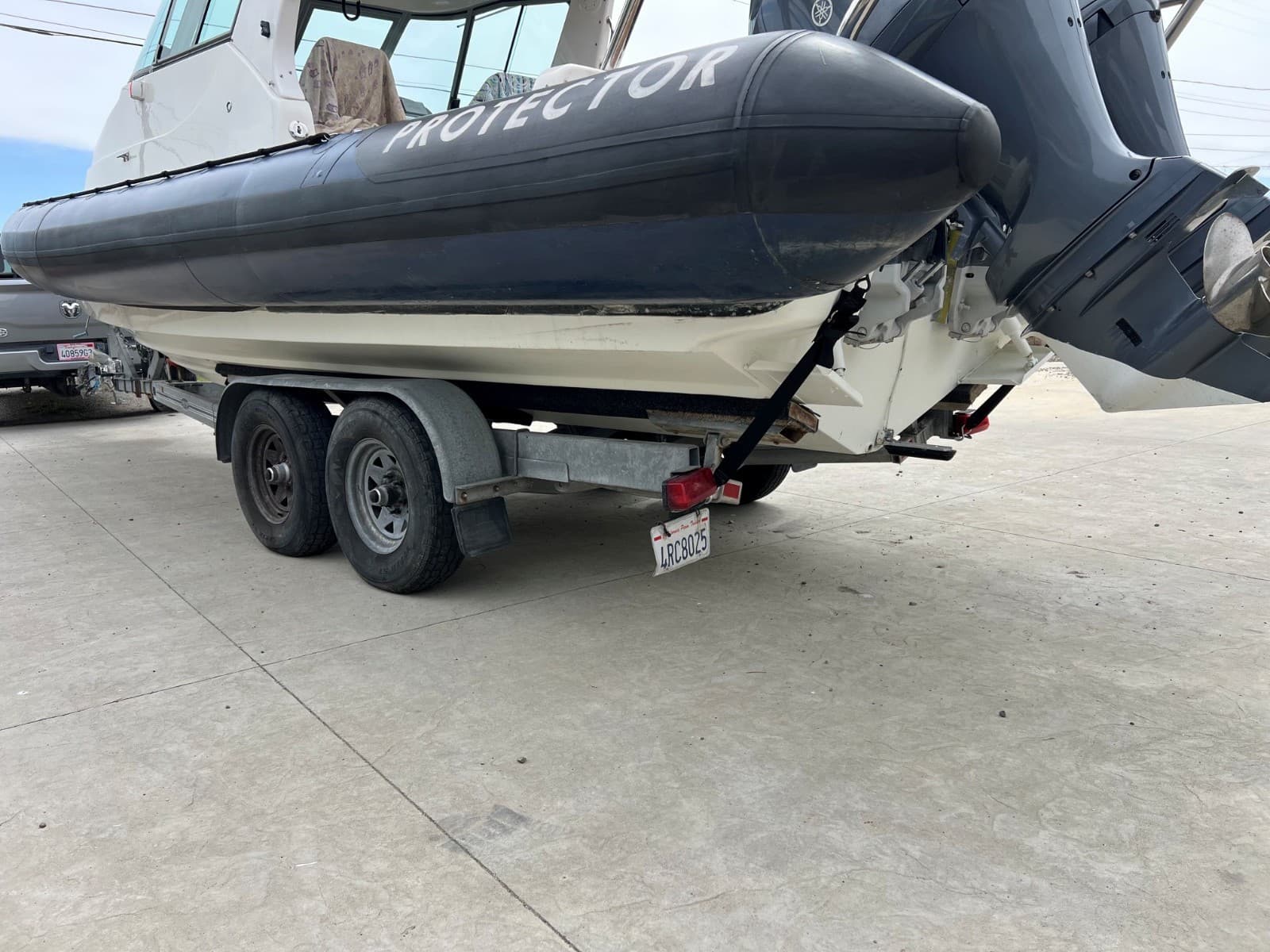 2005 Protector Targa 28 RHIB Boat - Twin Yamaha 200HP, Rescue, Zodiac, Teak 28' view 9